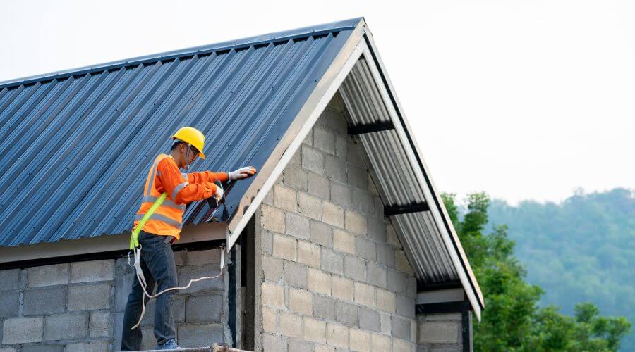 Expert top industrial roofings services in Leeton, MO